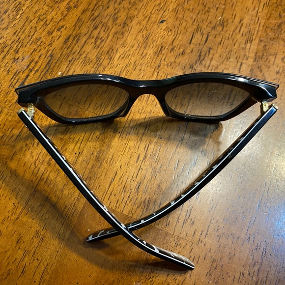 Kate Spade hello sunshine Camryn sunglasses. - Picture 4 of 11